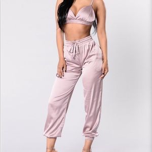 COPY - Silky rose gold set